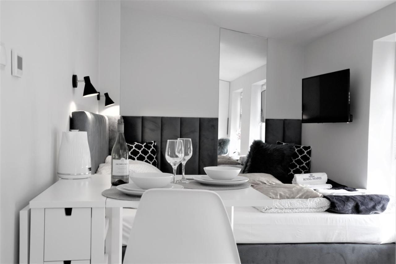 Royal Maris 5: Retreat Near & Harbor Apartment Ustka