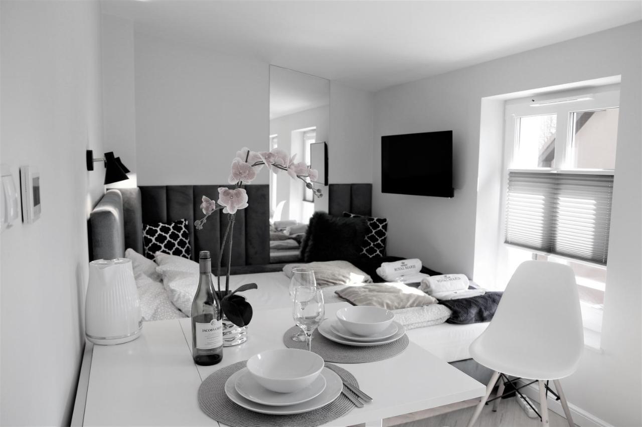 Royal Maris 5: Retreat Near & Harbor Apartment Ustka